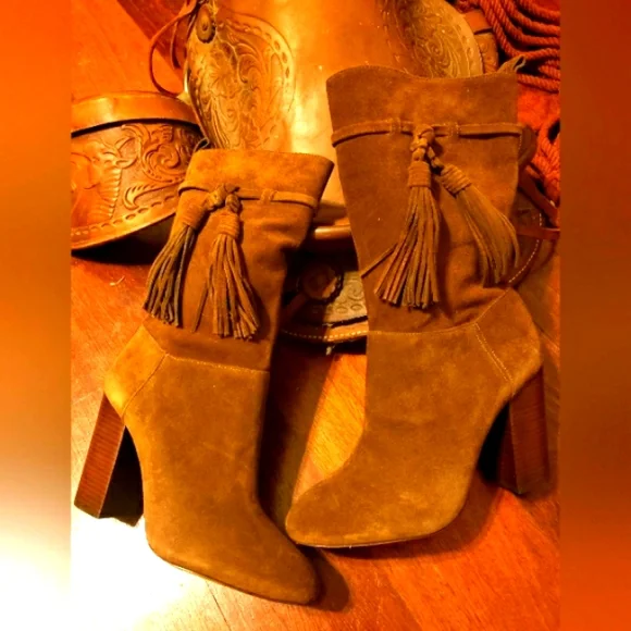 Vince Camuto Suede Boots - Picture 2 of 8